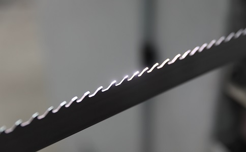 舟山双金属带锯条产生切削噪音的原因具体有哪些？
